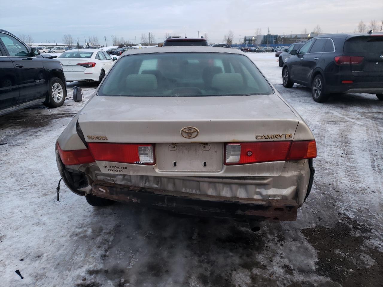 JT2BG22K8Y0512611 2000 Toyota Camry Ce