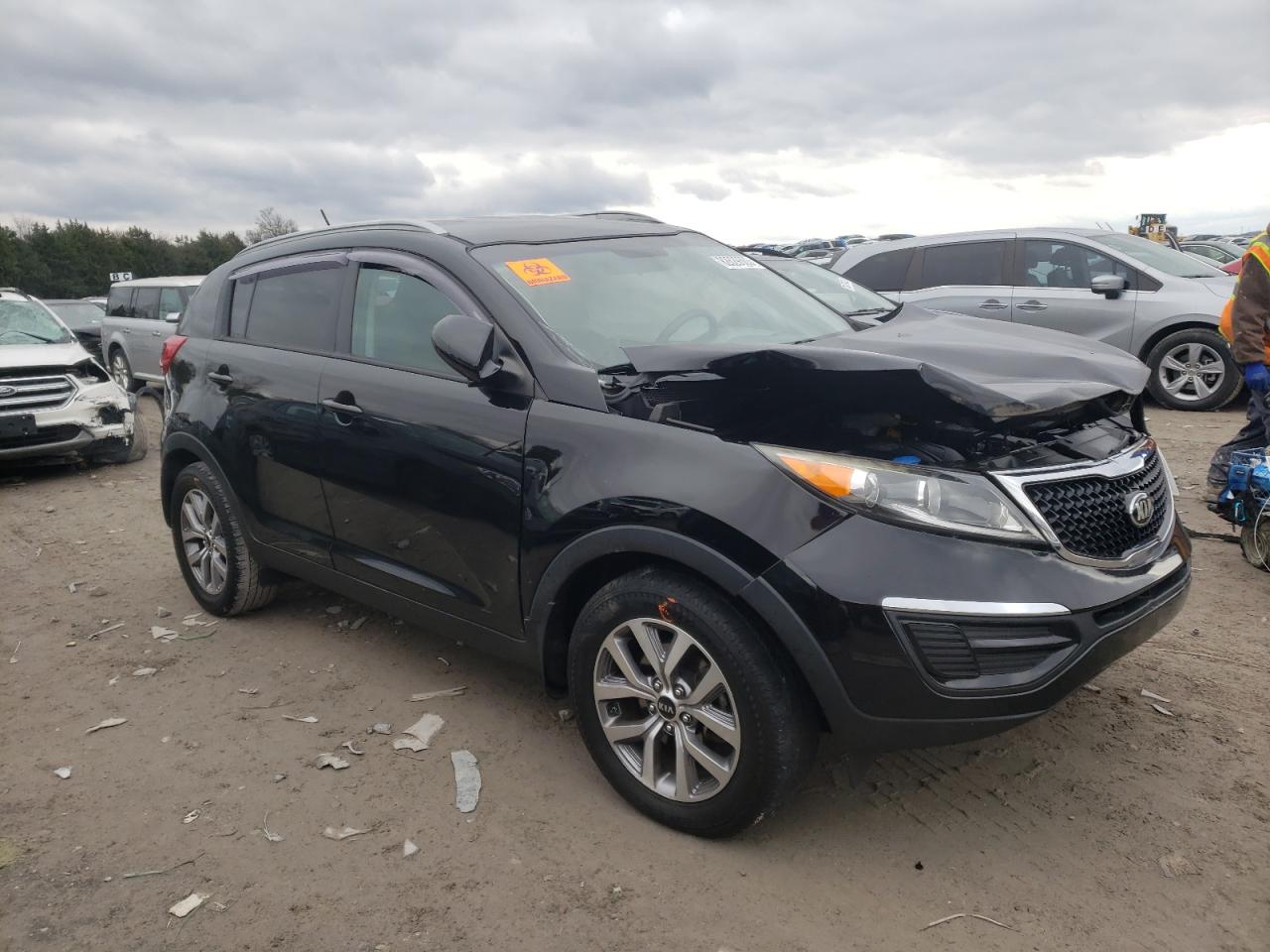 KNDPB3AC8G7860796 2016 Kia Sportage Lx