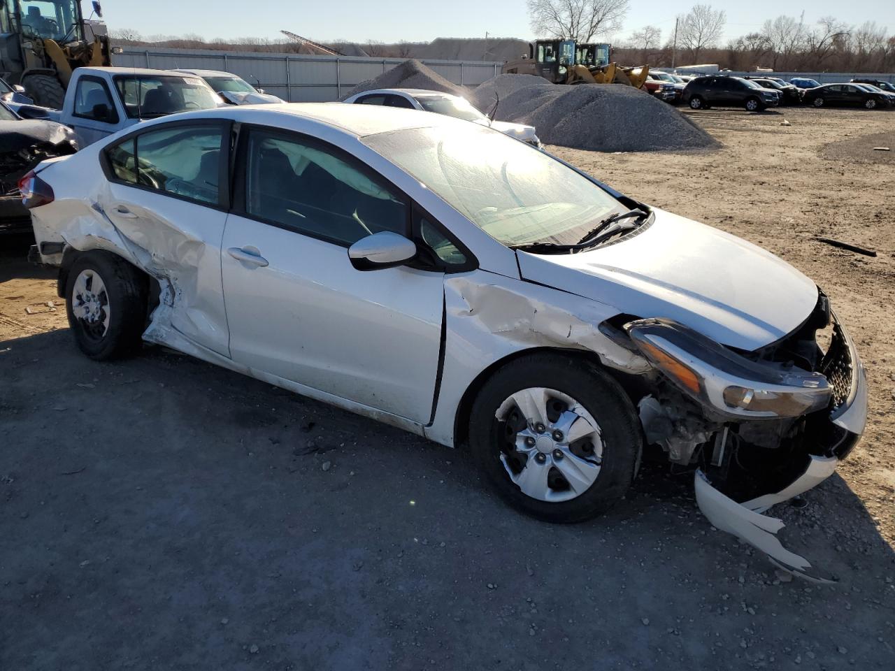 2018 Kia Forte Lx vin: 3KPFL4A72JE264088