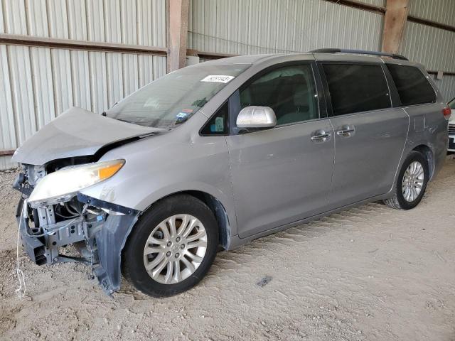 Lot #2440554801 2012 TOYOTA SIENNA XLE salvage car