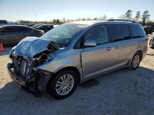 2011 Toyota Sienna XLE