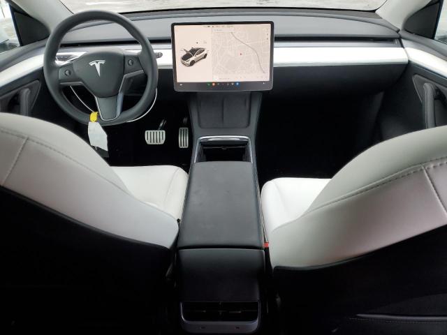 7SAYGDEF2NF532011 | 2022 TESLA MODEL Y