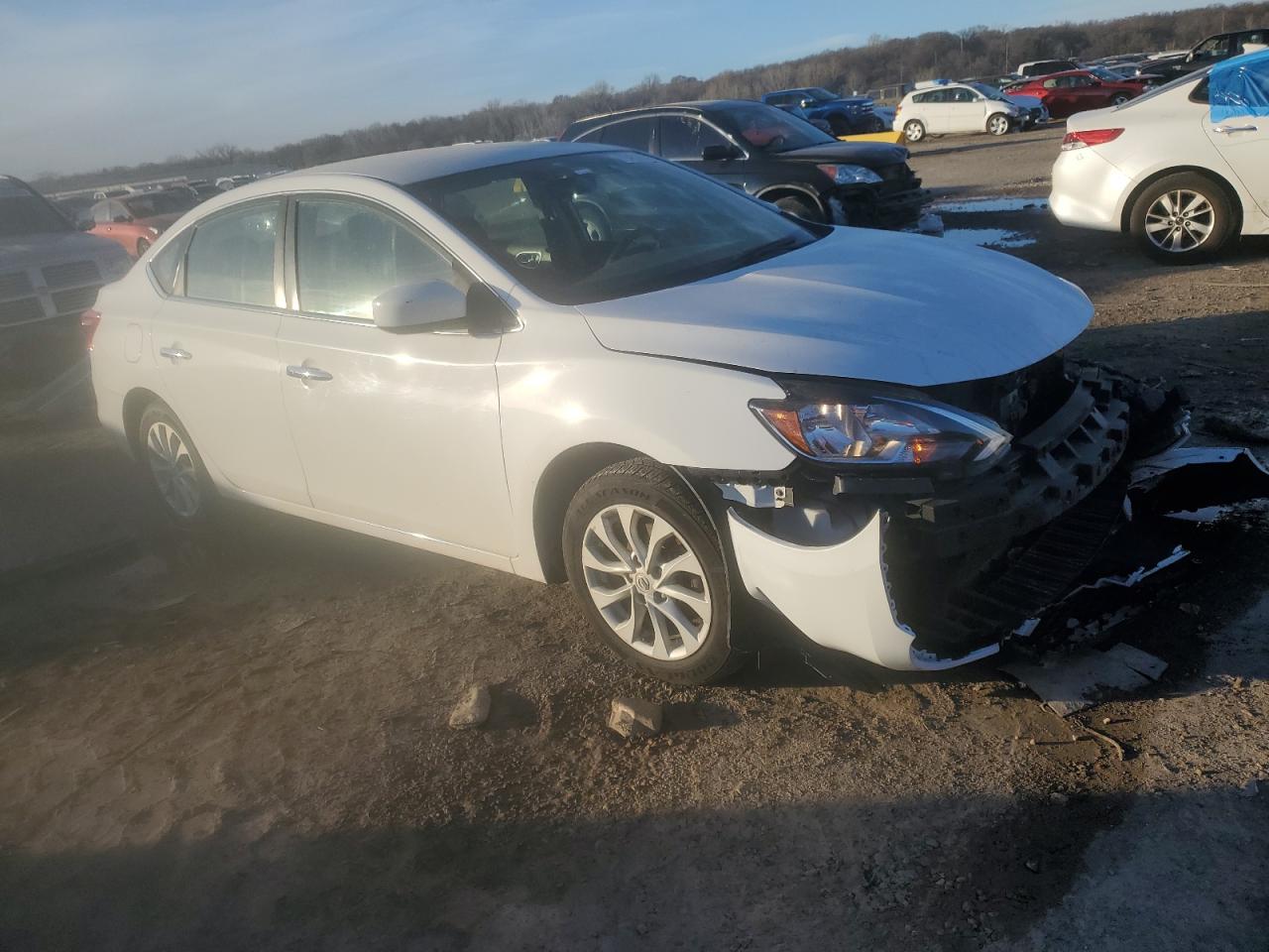 2019 Nissan Sentra S vin: 3N1AB7AP4KL612424