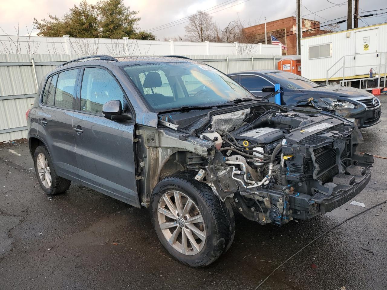 Lot #2912008678 2018 VOLKSWAGEN TIGUAN LIM