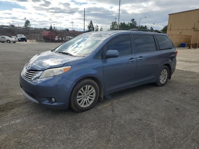 2015 Toyota Sienna XLE