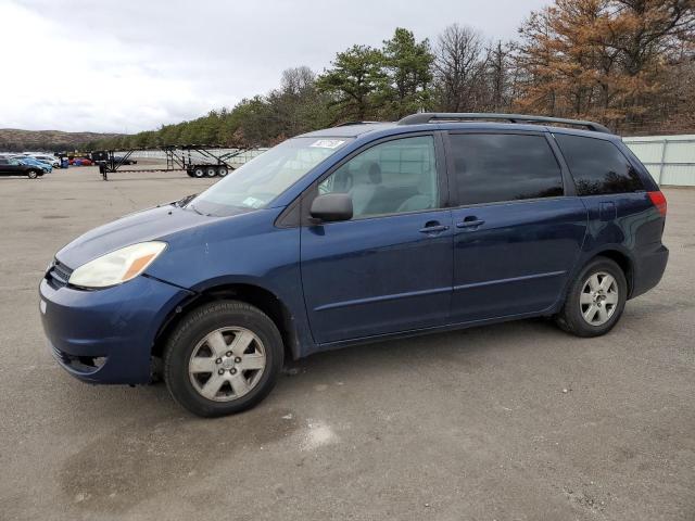 2004 Toyota Sienna CE