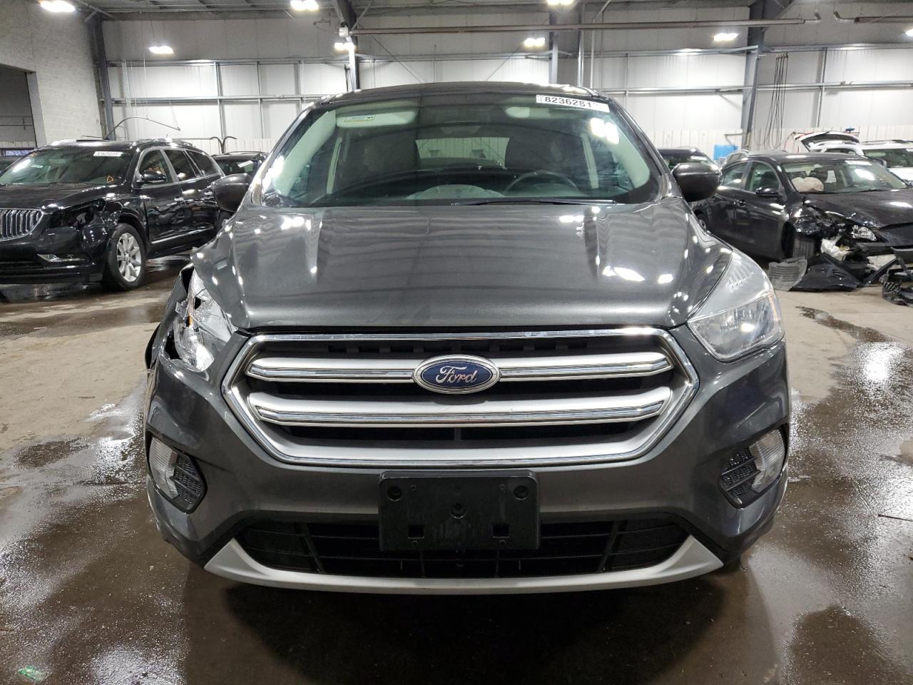 1FMCU9GD3HUC66823 2017 Ford Escape Se