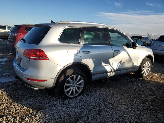 2012 Volkswagen Touareg V6 Tdi VIN: WVGFK9BP8CD002946 Lot: 79601573