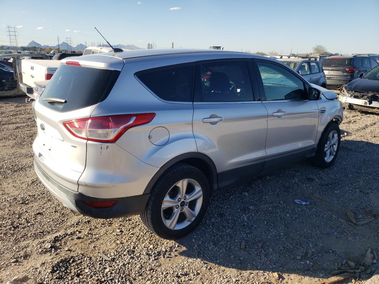 1FMCU0G78FUA25875 2015 Ford Escape Se