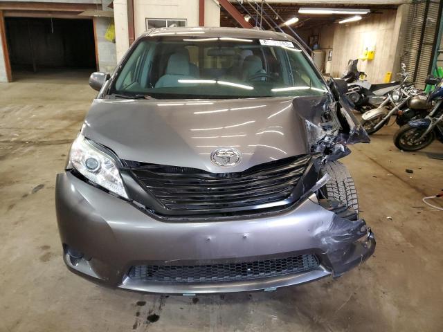 5TDZZ3DC8HS869862 | 2017 TOYOTA SIENNA