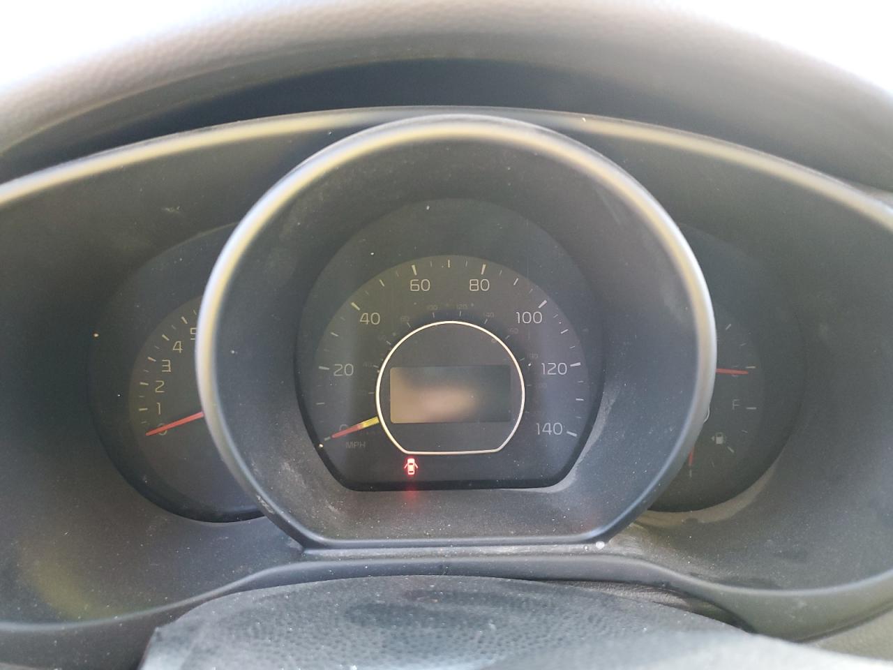 KNDJN2A28J7606429 2018 Kia Soul