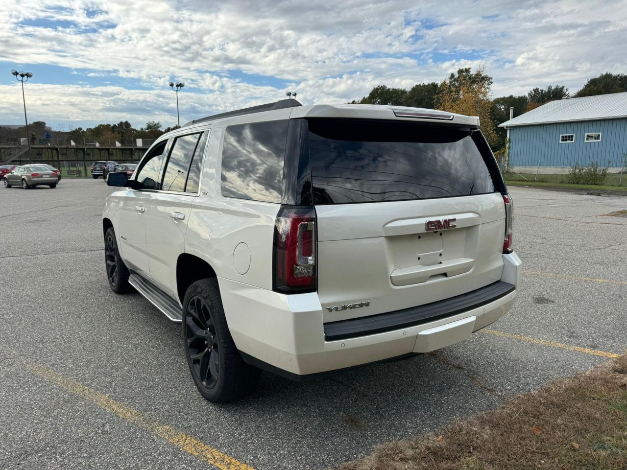 1GKS2BKCXFR118927 2015 GMC Yukon Slt