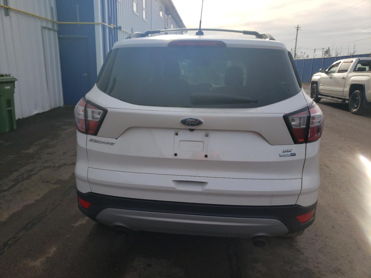 1FMCU9GD9JUD24326 2018 Ford Escape Se