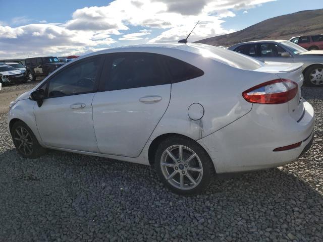 3FADP4BJ0KM123586 Ford Fiesta SE 2