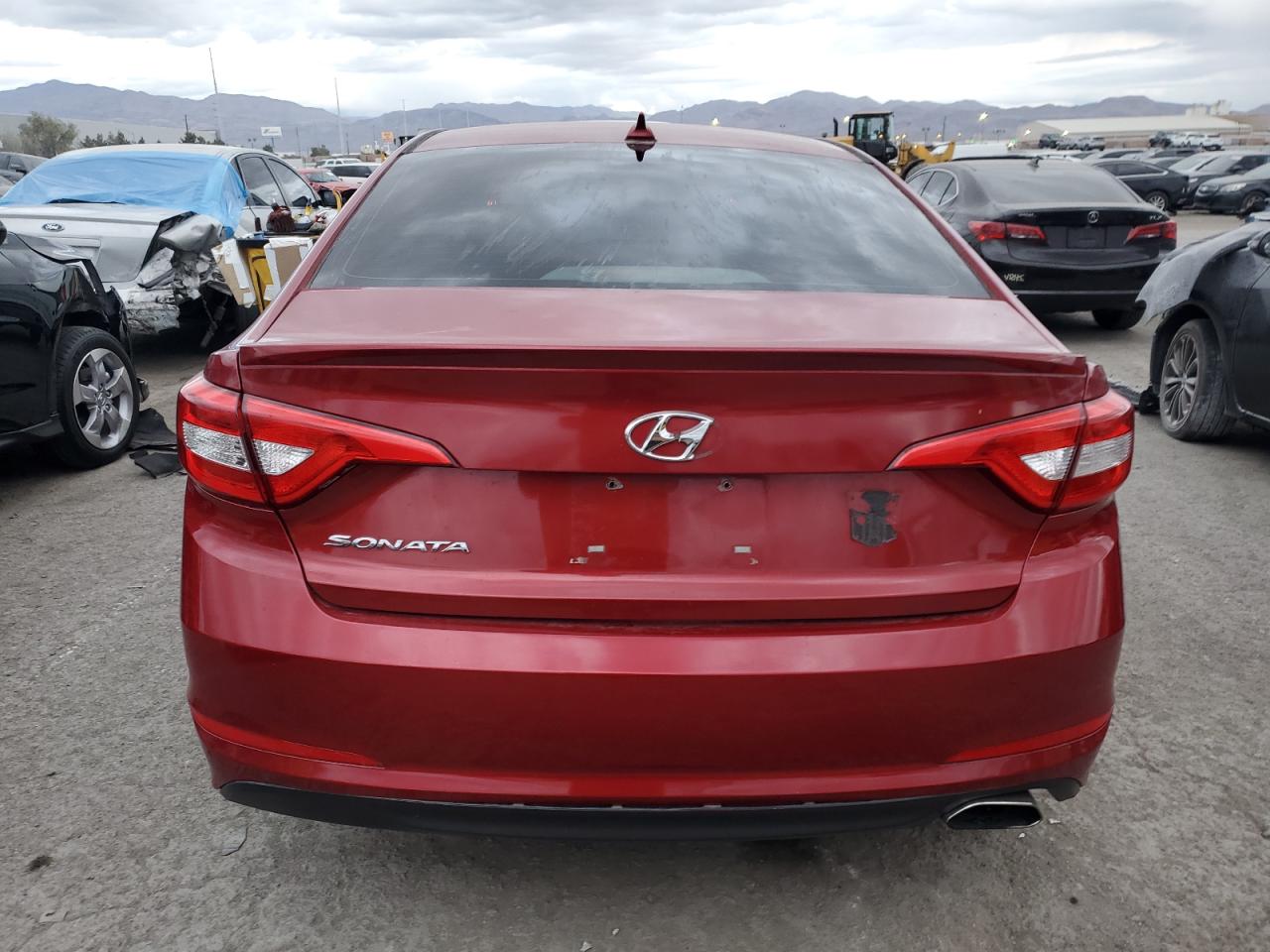 2016 Hyundai Sonata Se vin: 5NPE24AF5GH396885