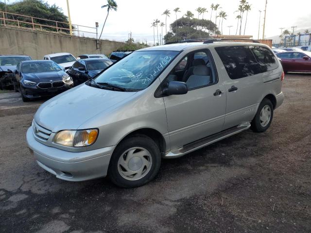 2002 Toyota Sienna LE