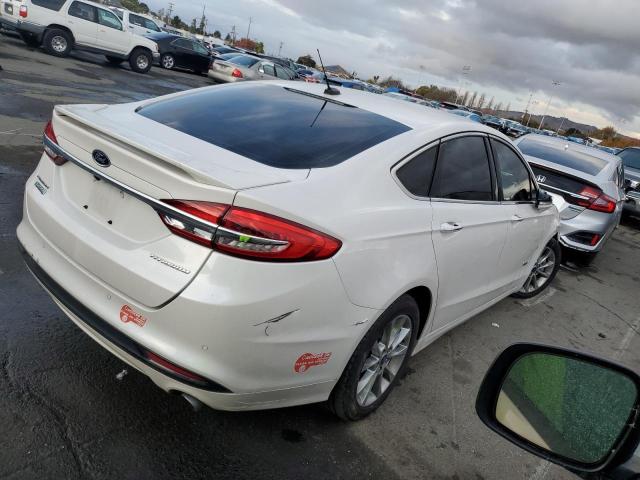 3FA6P0SU6HR229807 | 2017 FORD FUSION TIT