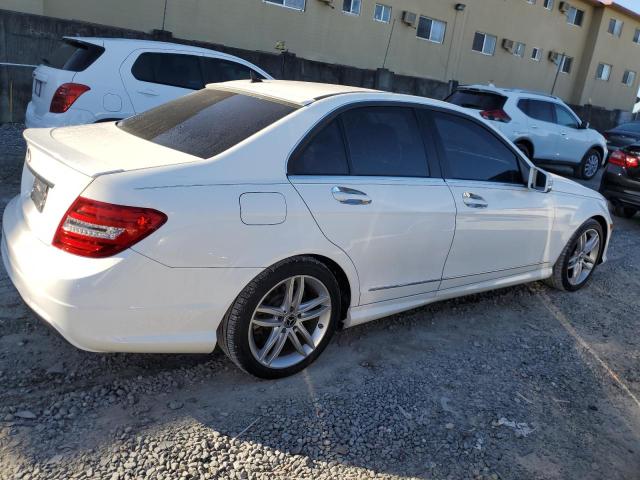 VIN WDDGF4HB9DA864061 2013 Mercedes-Benz C-Class, 250 no.3