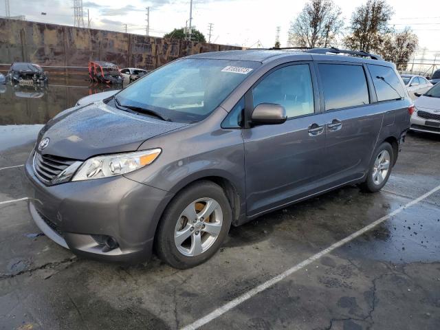 2016 Toyota Sienna LE