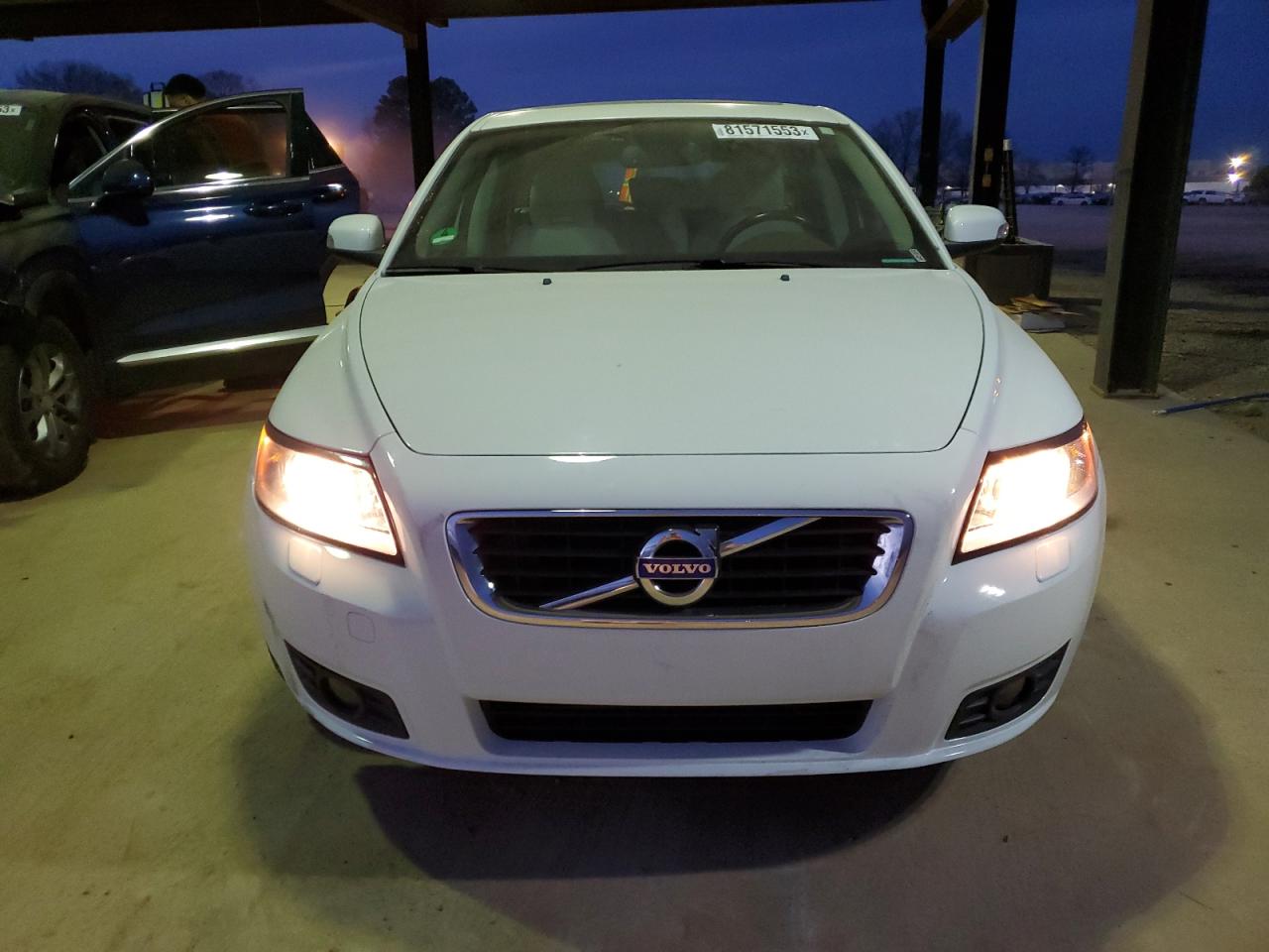 yv1672mw1b2621796 YV1672MW1B2621796 2011 Volvo V50 T5