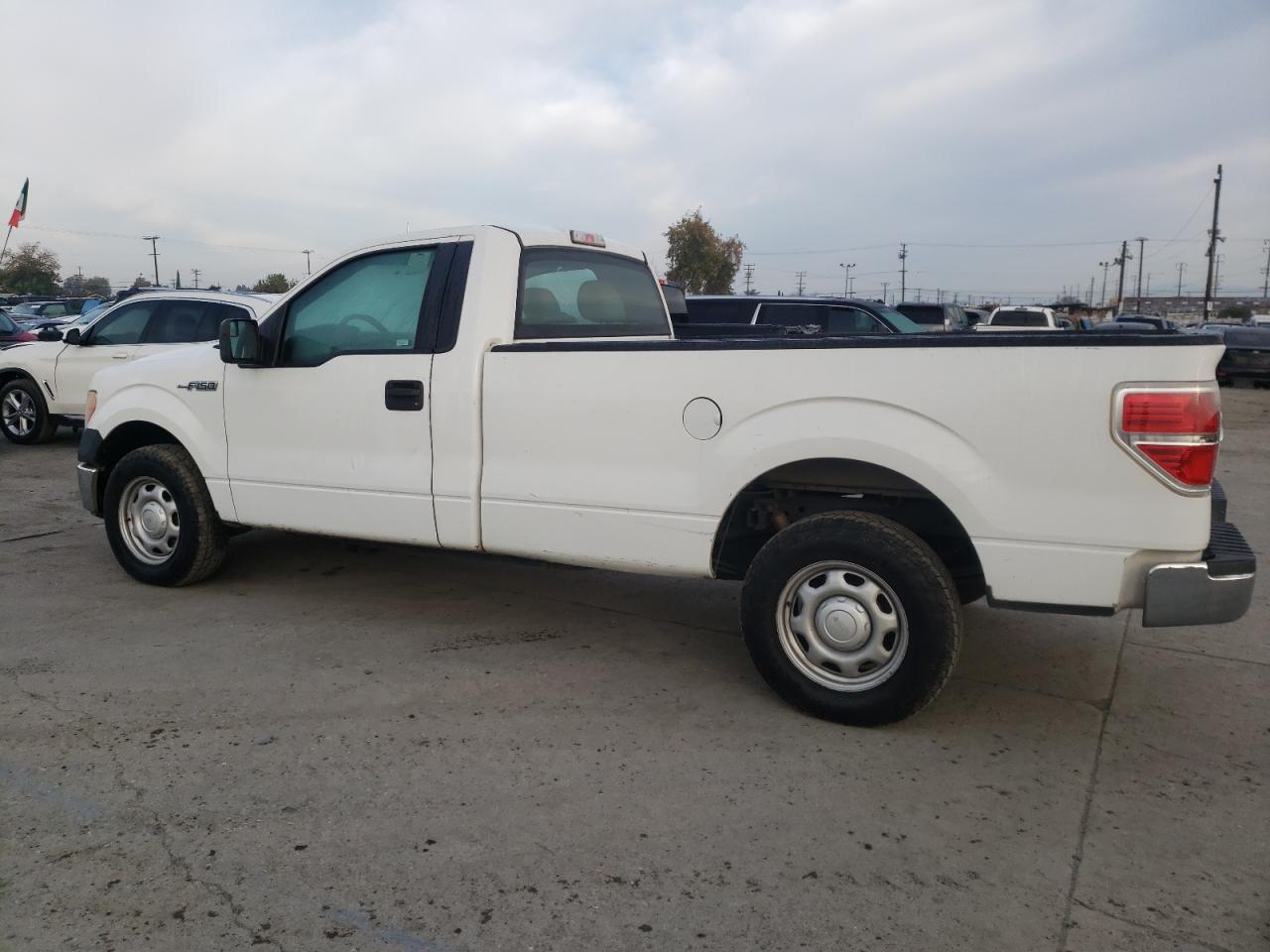 1FTMF1CM7DKF72715 2013 Ford F150 1FTMF1CM7DKF72715 2013 Ford F150