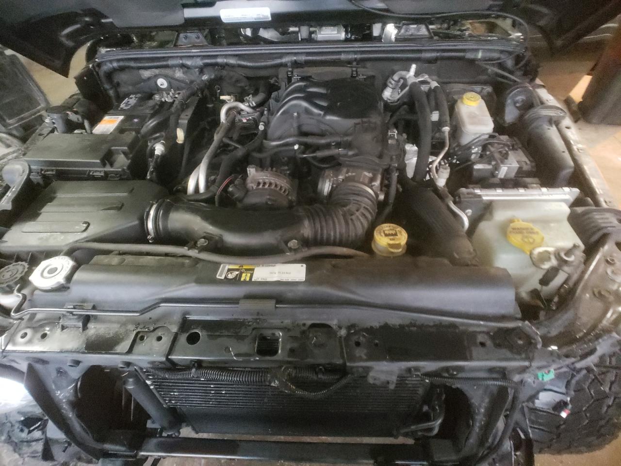 1C4BJWEG9FL728714 2015 Jeep Wrangler Unlimited Sahara