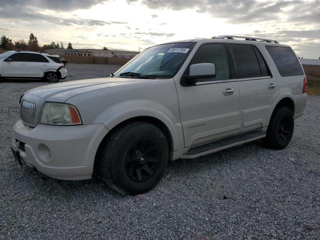 2004 Lincoln Navigator 