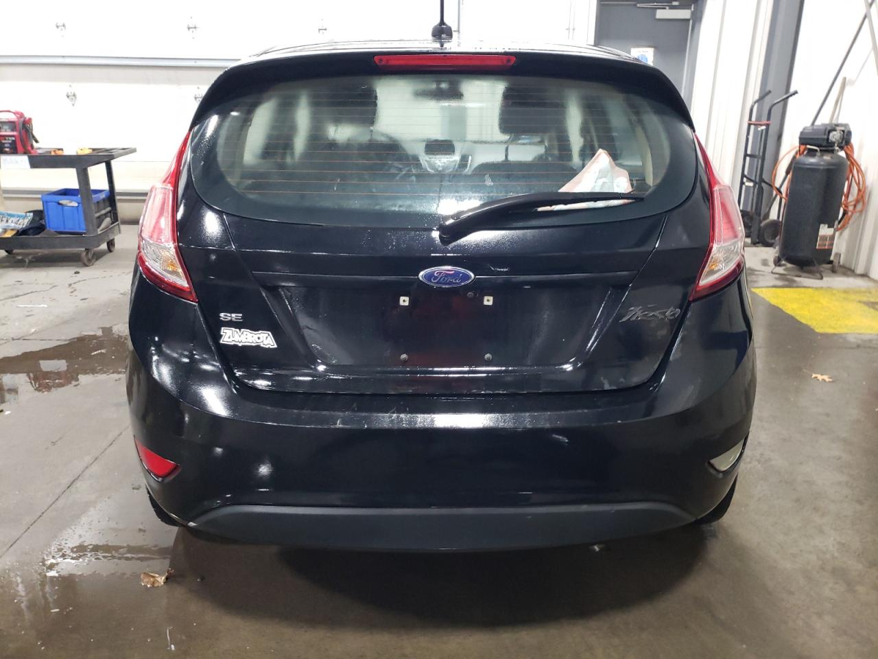 3FADP4EJ7KM142082 2019 Ford Fiesta Se