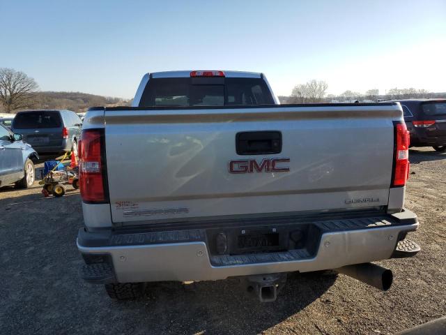 1GT12UEY8JF113598 | 2018 GMC SIERRA K25