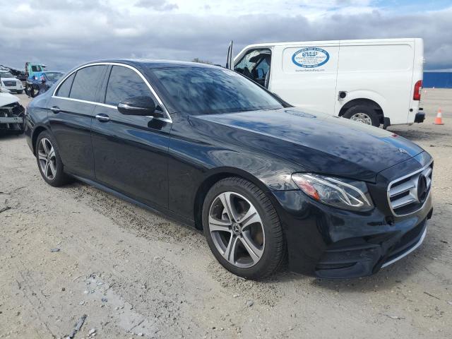 VIN WDDZF4JB7KA658527 2019 Mercedes-Benz E-Class, 300 no.4