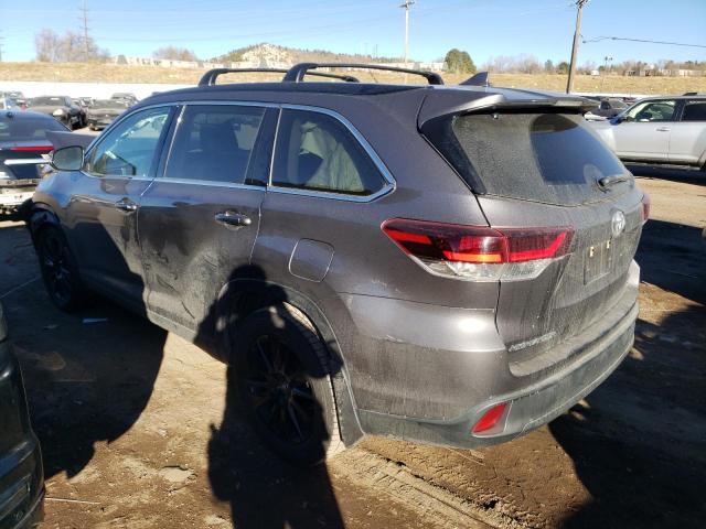 VIN 5TDJZRFH7KS574655 2019 Toyota Highlander, SE no.2