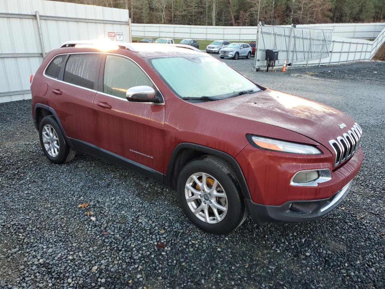 1c4pjmcs7ew196703 1C4PJMCS7EW196703 2014 Jeep Cherokee Latitude