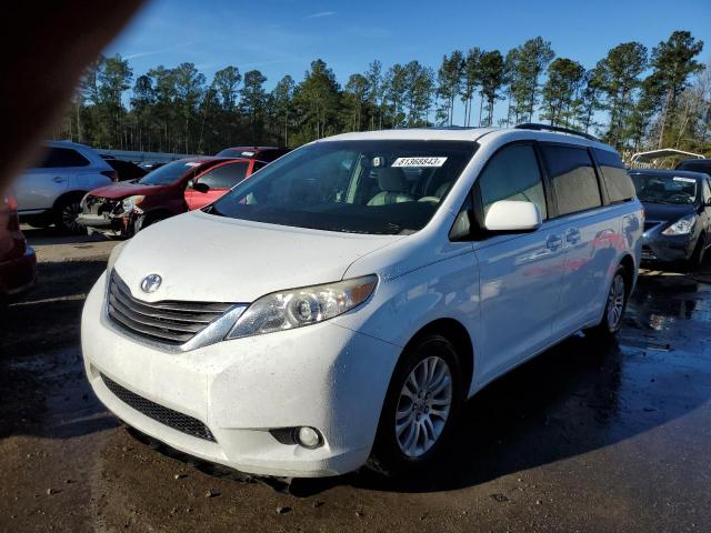 2012 Toyota Sienna XLE