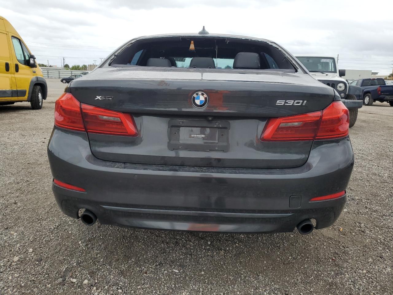 WBAJA7C56KG910034 2019 BMW 530 Xi