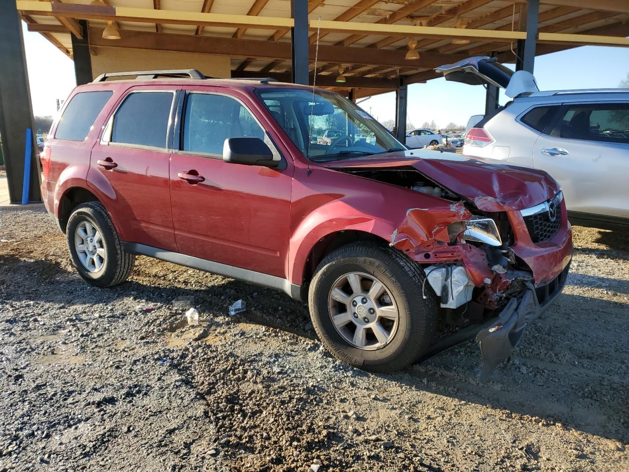 4F2CY0GG8BKM02557 2011 Mazda Tribute S