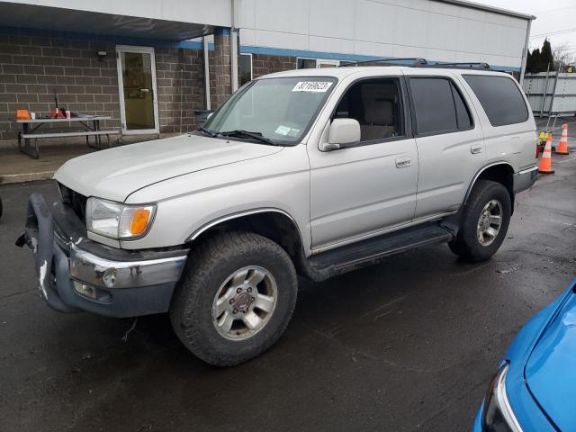 1999 Toyota 4Runner SR5