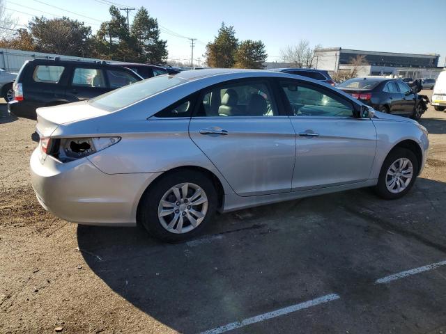 5NPEC4AC5CH327157 | 2012 Hyundai sonata se