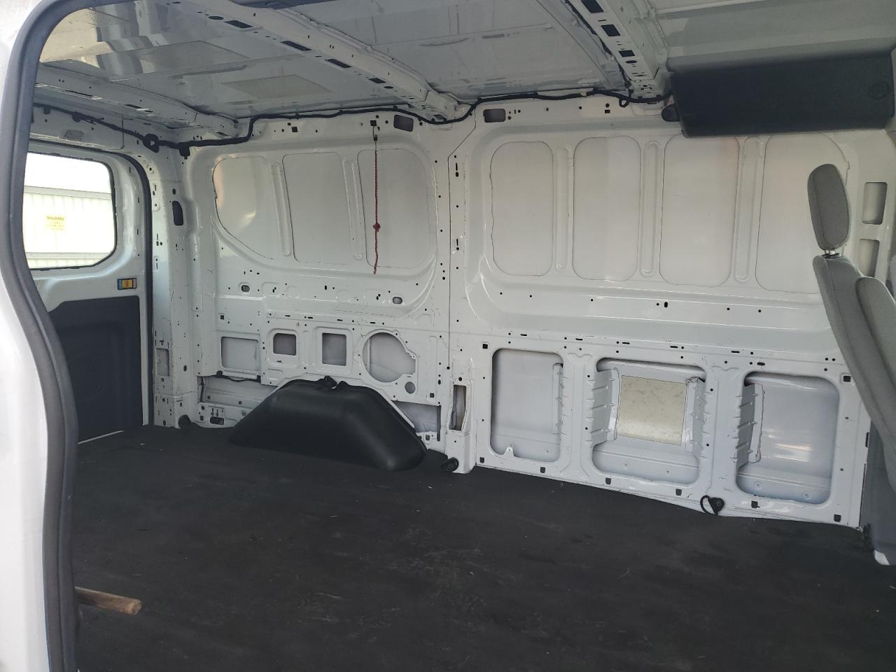 1FTYE1ZM5FKA29149 2015 Ford Transit T-150