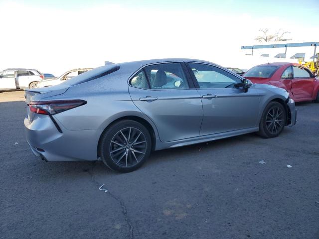 Vin: 4t1g11ak7nu627064, lot: 82141033, toyota camry se 20223