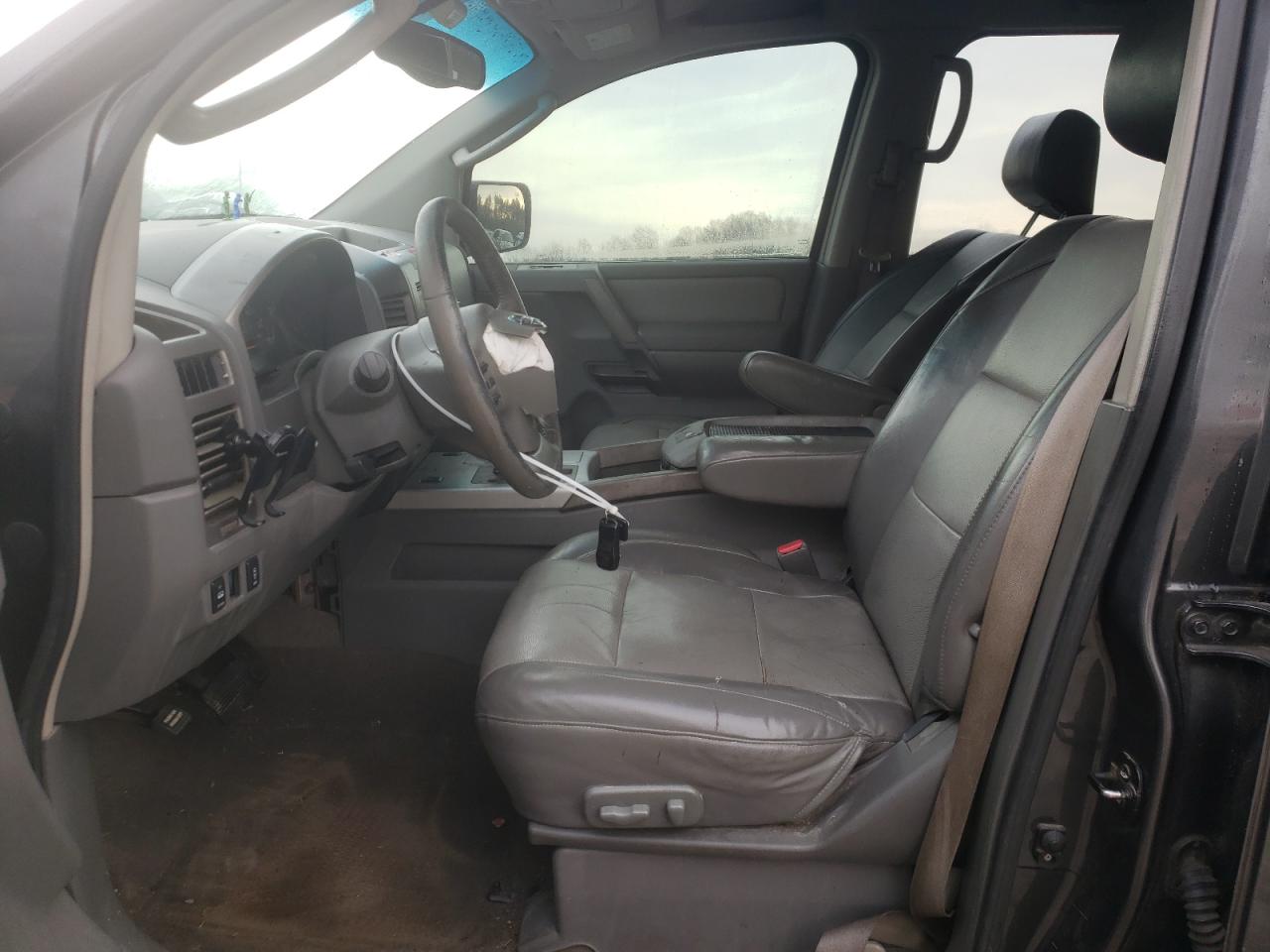 1N6AA07B15N578463 2005 Nissan Titan Xe