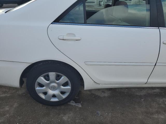 Lot #2275968305 2003 TOYOTA CAMRY LE salvage car