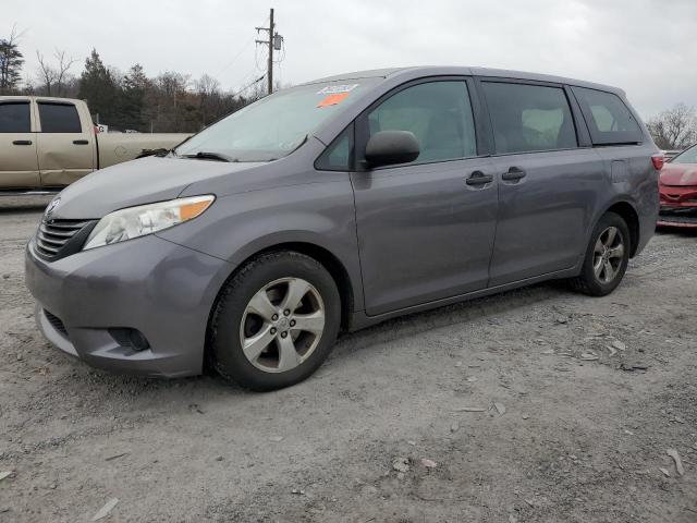 2015 Toyota Sienna 