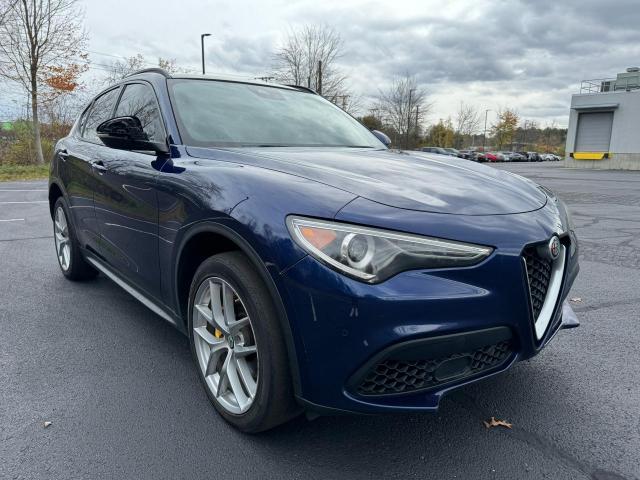 ZASFAKNN5J7B99652 | 2018 Alfa Romeo stelvio ti sport