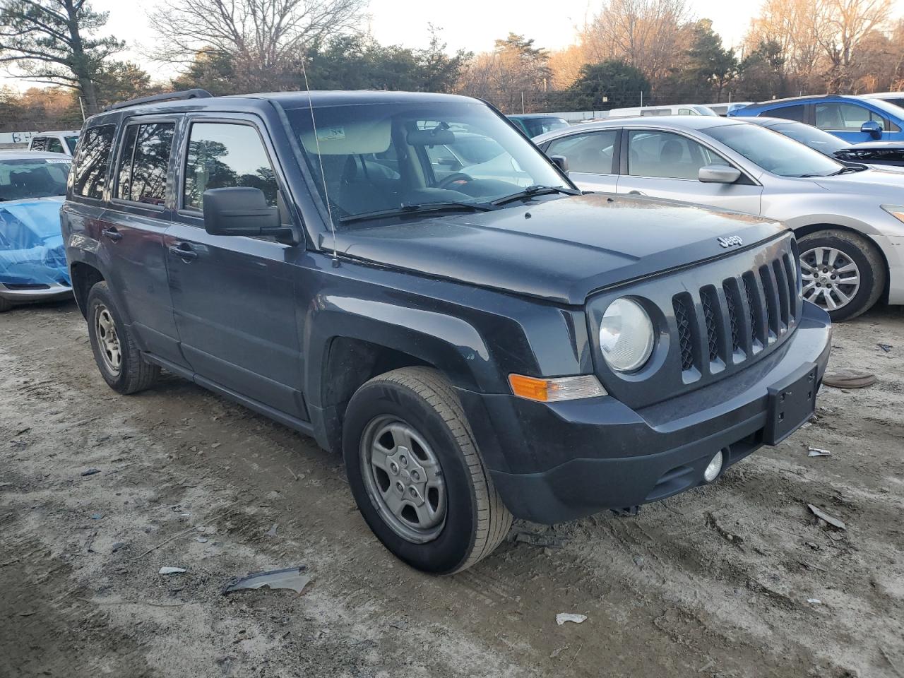 1C4NJRBB8ED688593 2014 Jeep Patriot Sport