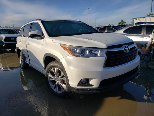 VIN 5TDKKRFH5FS117230 2015 Toyota Highlander, Xle no.4