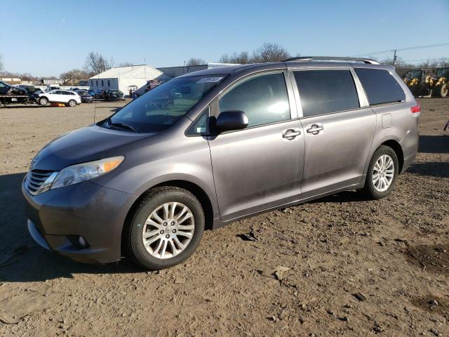 2011 Toyota Sienna XLE