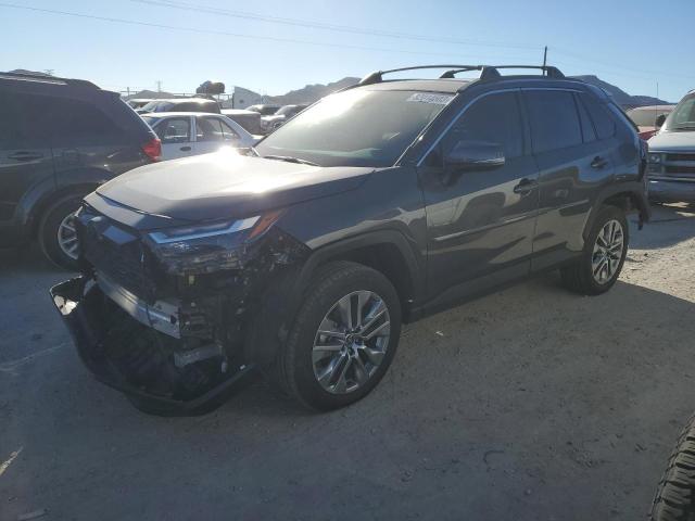 Lot #2392427747 2022 TOYOTA RAV4 XLE P salvage car