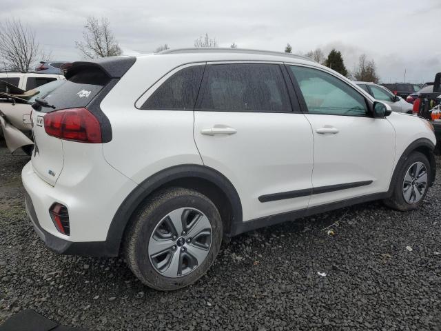 KNDCB3LC4M5470135 KIA NIRO LX