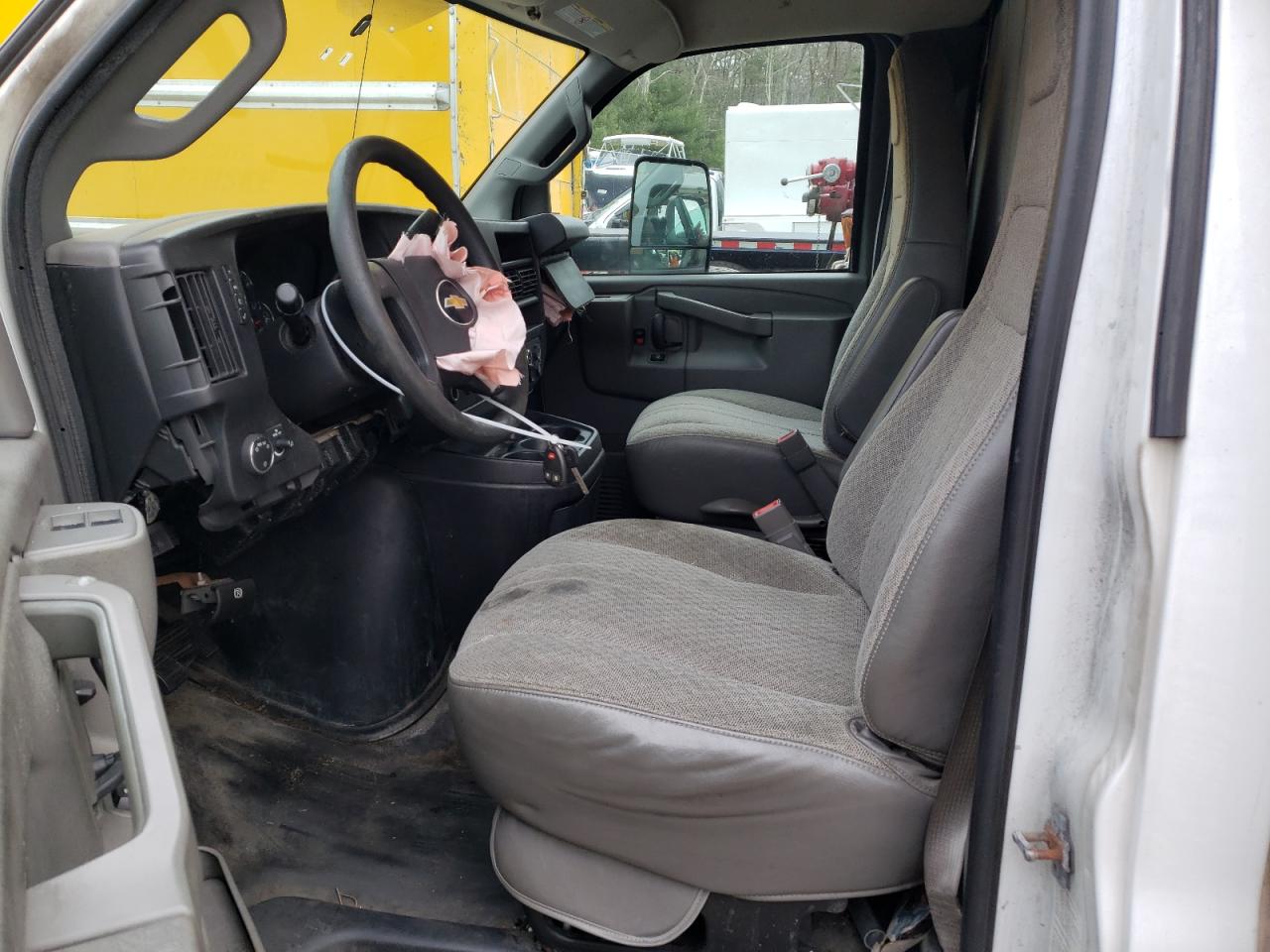 VIN: 1GB3GRCG0H1125466 2017 CHEVROLET EXPRESS