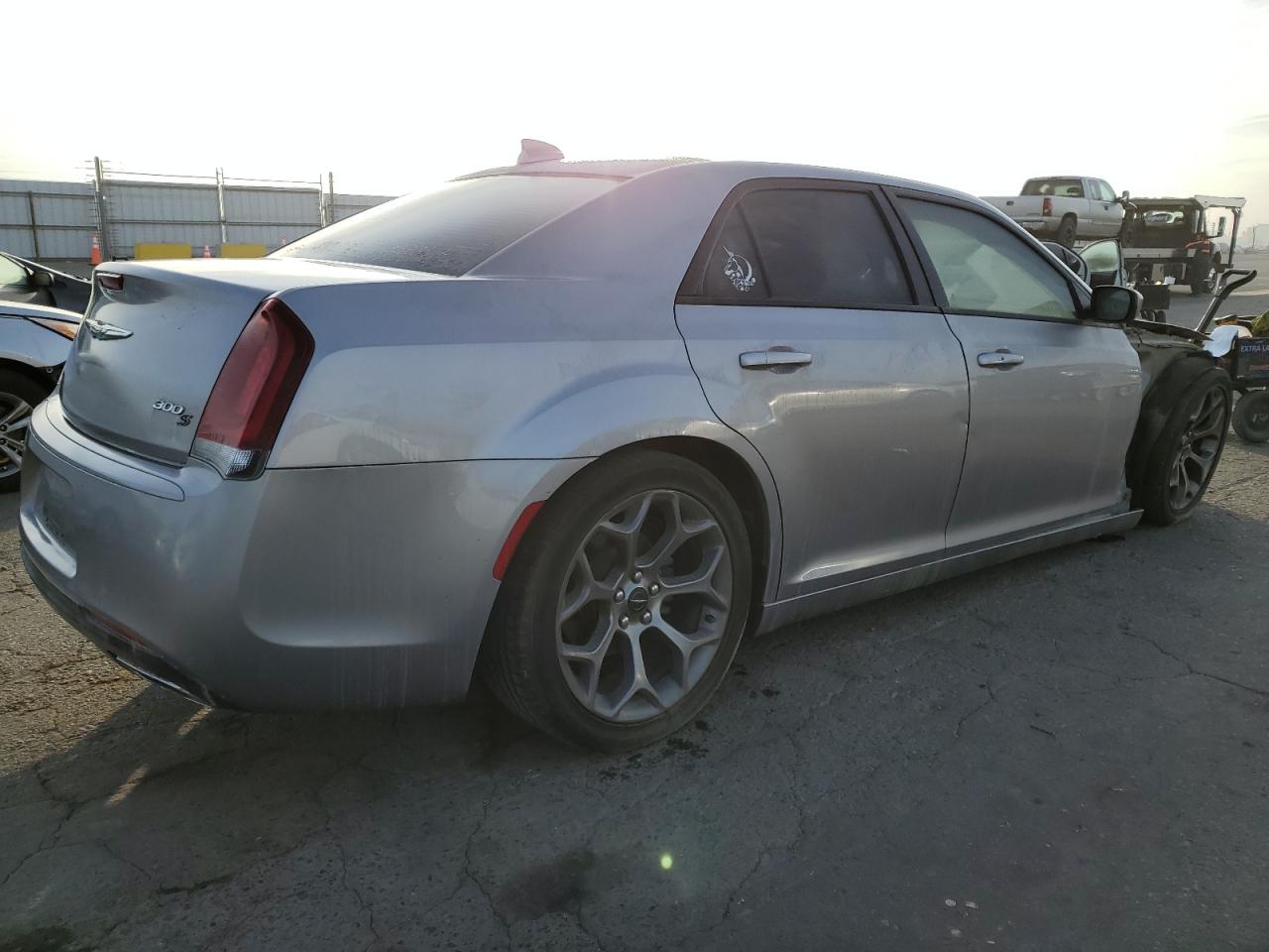 2018 Chrysler 300 S vin: 2C3CCABG9JH243330